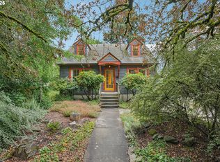 5528 SE Belmont St, Portland, OR 97215