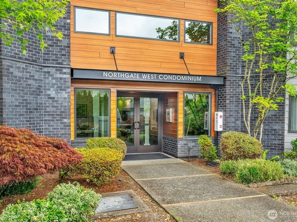 11300 1st Avenue NE #115, Seattle, WA 98125