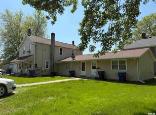 105-109 NE 5th Ave, Aledo, IL 61231