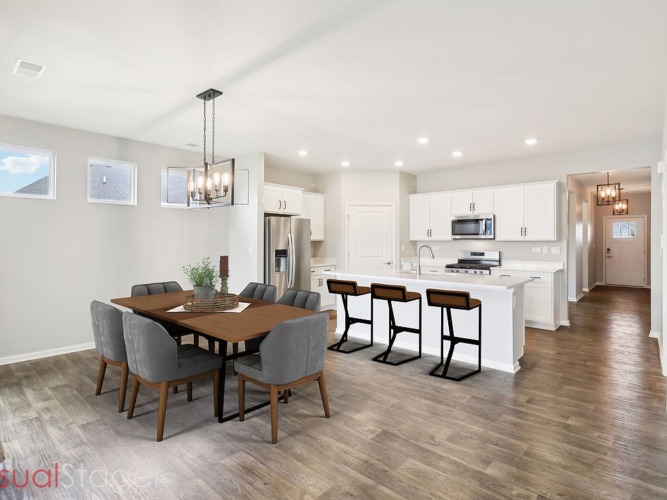 2nd image of 300 Westminster Ct