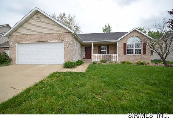 1st image of 2041 Pinehurst Way