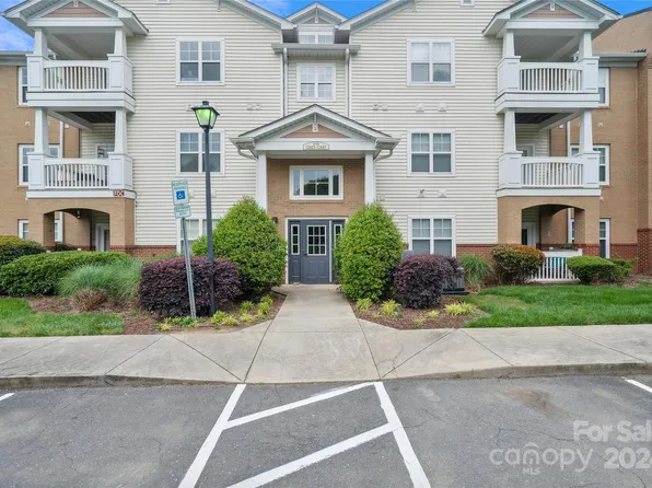 12433 Copper Mountain Blvd, Charlotte, NC 28277