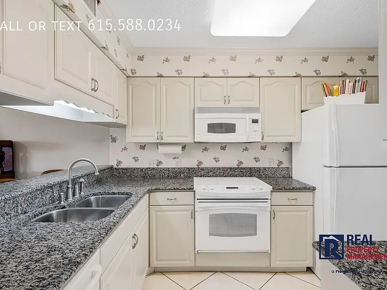 8623 N Lagoon Dr #D4 — Photo 15