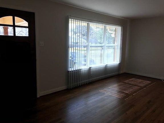 4th image of 606 Lockwood Dr