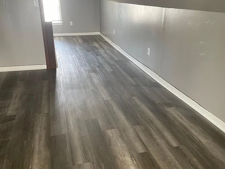 680 S Napoleon Ave — Photo 10