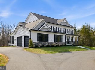 301 Kingdom Dr, Fredericksburg, VA 22406