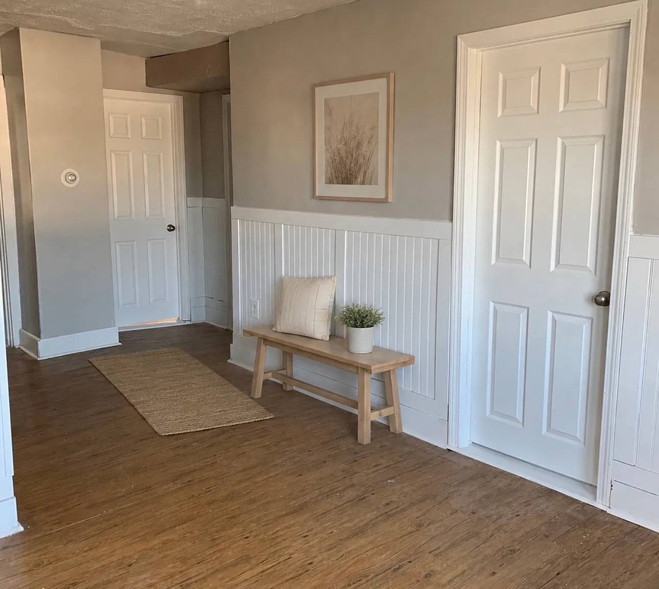 3 bed, 900 sqft, $3,000 — Photo 3