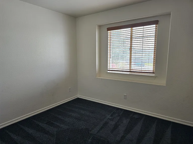 510 Hampton Pl — Photo 24