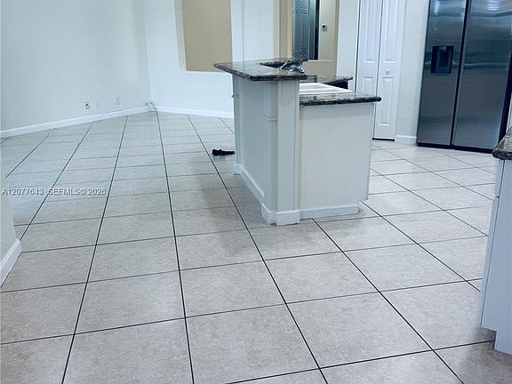 4th image of 12400 NW 78th Mnr