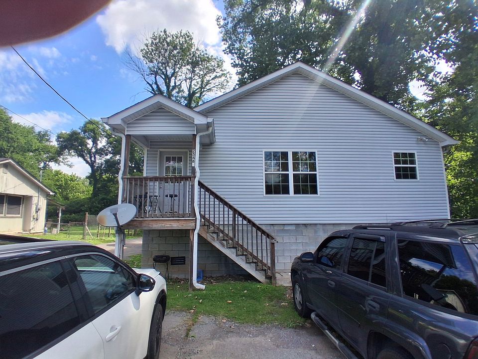 1st image of 2548 Glenrose Ave