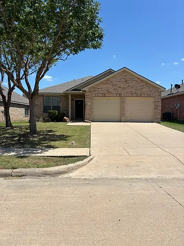 2815 Westover Dr Photo 1
