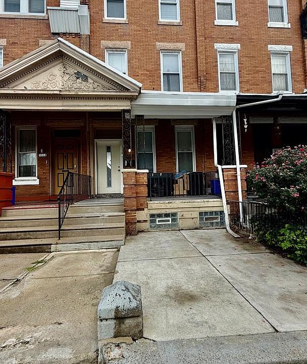 1st image of 3320 N Park Ave