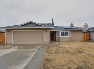 1025 Lee Ave, Gustine, CA 95322