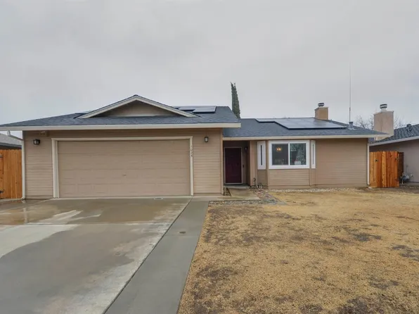 1025 Lee Ave, Gustine, CA 95322