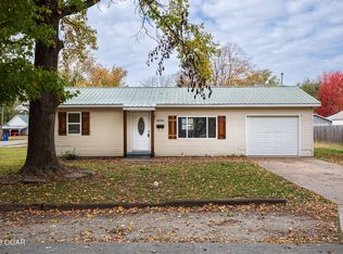1507 Cherry St, Lamar, MO 64759