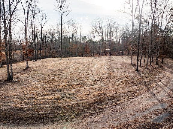 2nd image of 4 Pinewood Rd