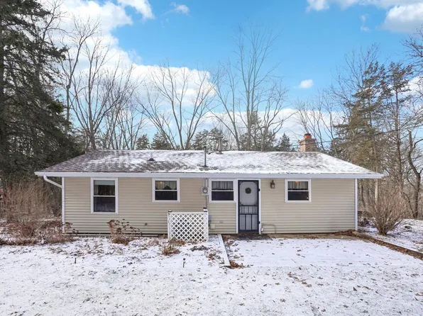 W10892 County Road V, Lodi, WI 53555