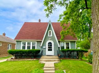 3332 Halsted St, Steger, IL 60475