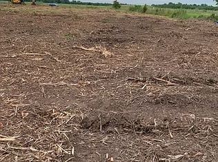 890 E Roundbunch Rd, Orange, TX 77630