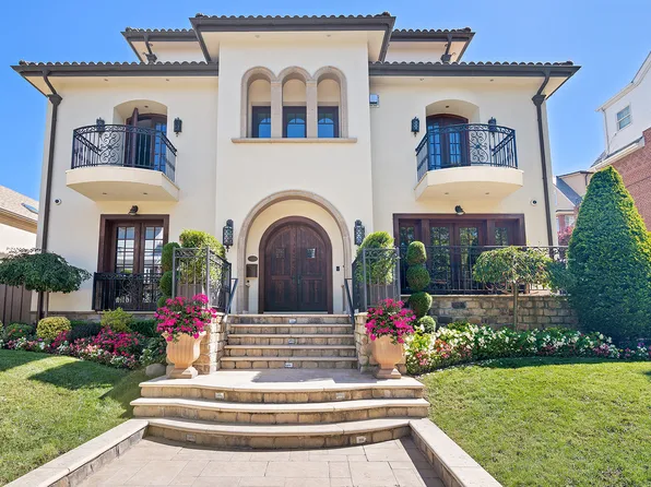 7921 Narrows Avenue image 1 of 41