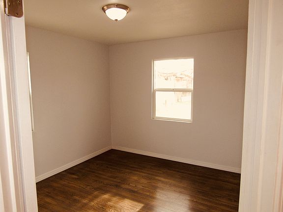 5th image of 516 Ben Swain Dr