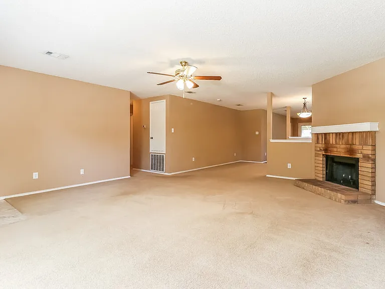 548 Magdalen Ave — Photo 4
