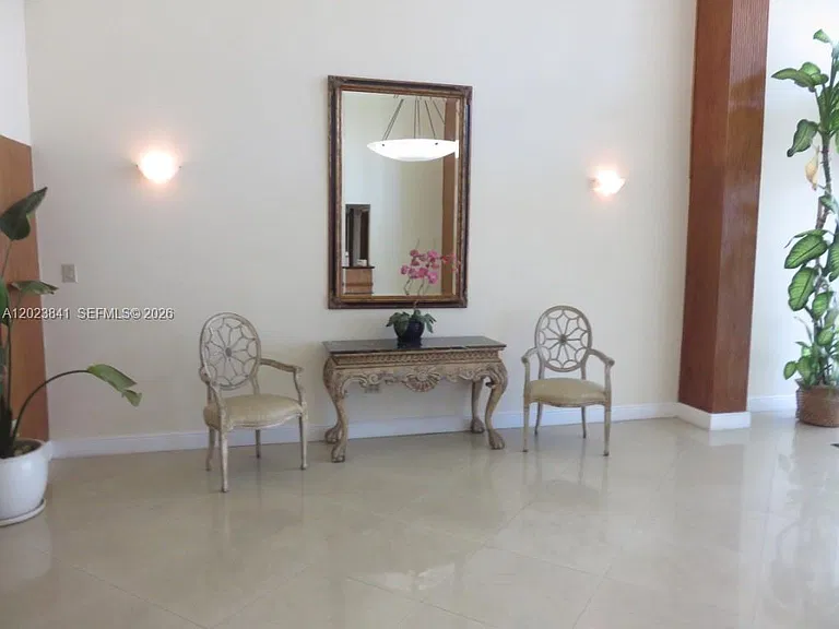2457 Collins Ave #1602 — Photo 16