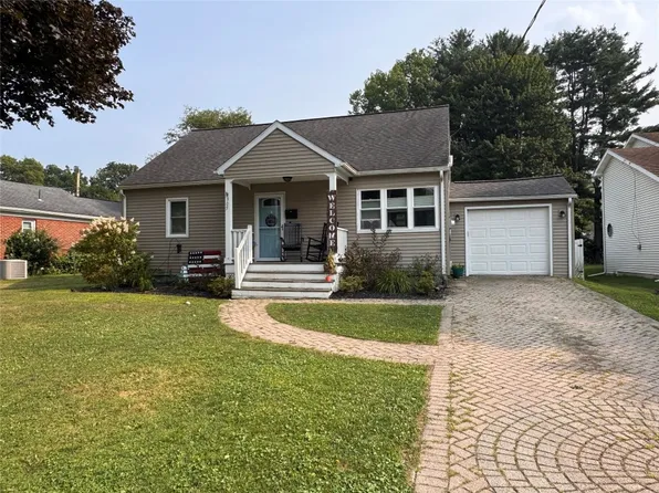 305 Kimble Rd, Vestal, NY 13850