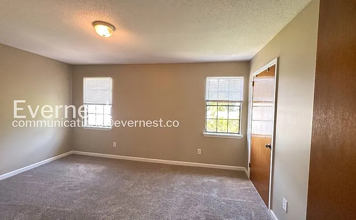 387 Jamestown Manor Dr — Photo 11