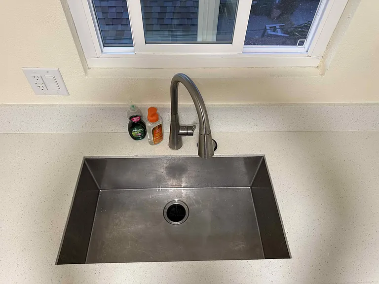 Kitchen sink
