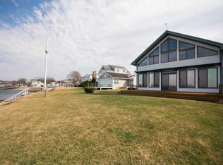 29 Baker Rd, Portsmouth, RI 02871