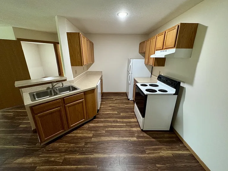 426 Oakwood Ave #C — Photo 3