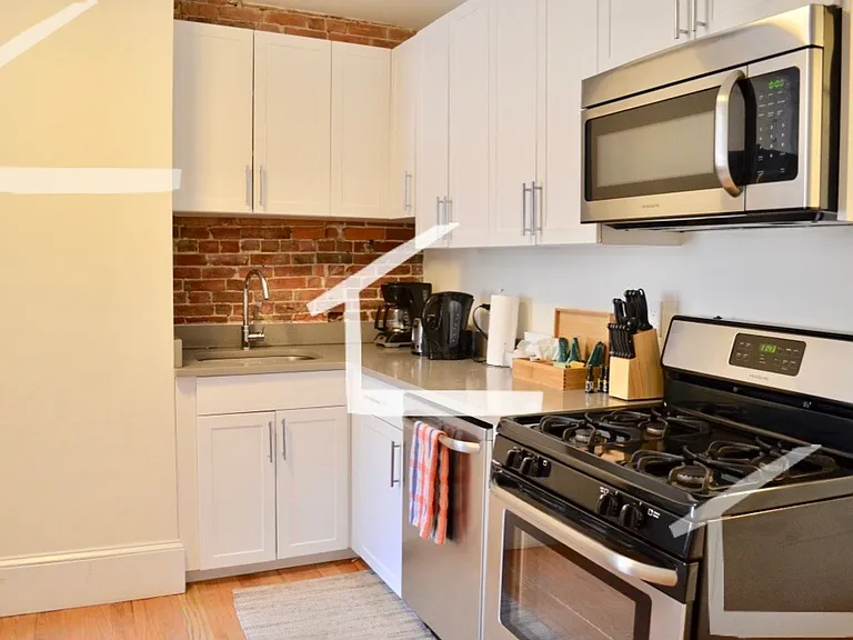 36 E Springfield St #2A — Photo 9