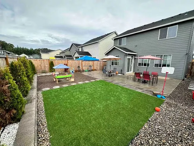 3 bed, 2.5 bath, 1609 sqft, $3,100 — Photo 1