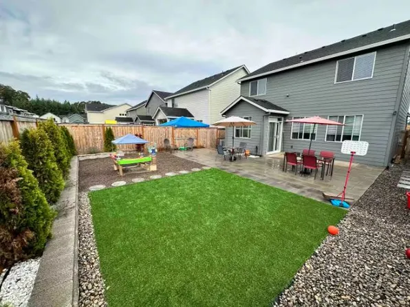 3041 S Ivy St, Cornelius, OR 97113