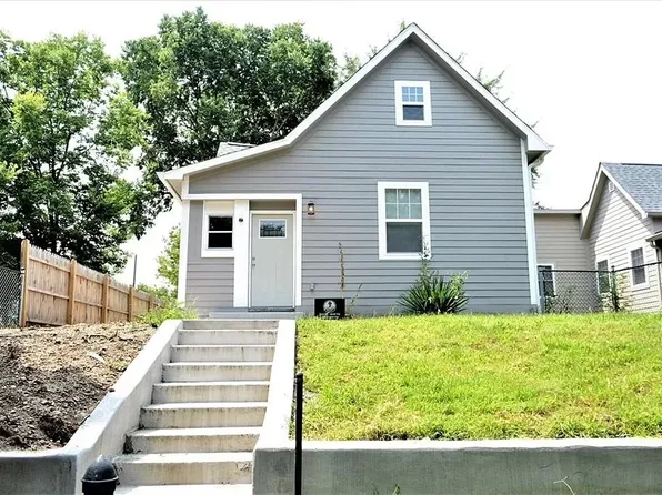 2616 Boulevard Pl, Indianapolis, IN 46208