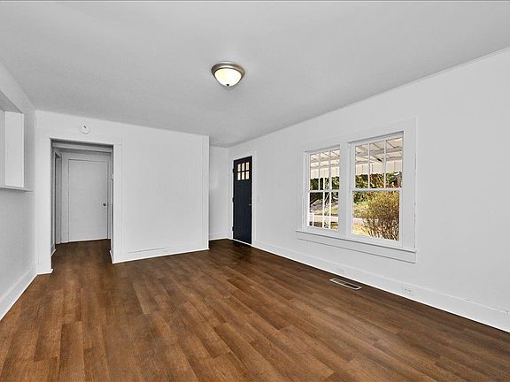 2nd image of 1351 Goehler Rd SE