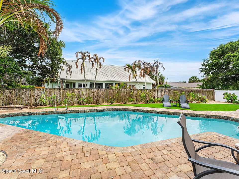 1st image of 431 Mosswood Blvd