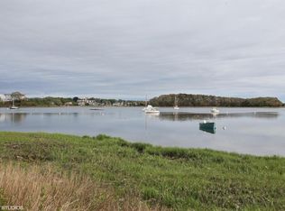 200 Red Brook Harbor Rd, Cataumet, MA 02534
