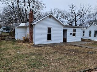 606 S Market St, Holden, MO 64040