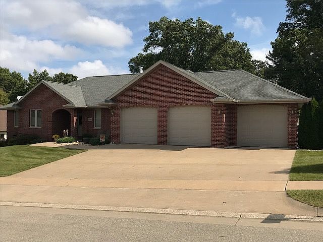 1st image of 3360 Arrowwood Ln