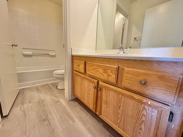 4079 Halfmoon Bay Dr — Photo 20