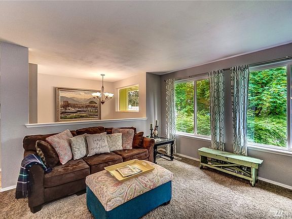 4th image of 16119 69th Avenue Ct E