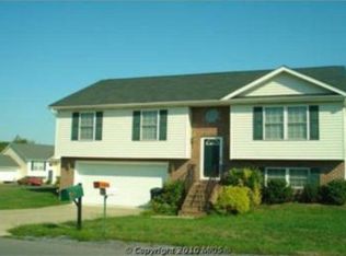 98 Bush Dr, Inwood, WV 25428