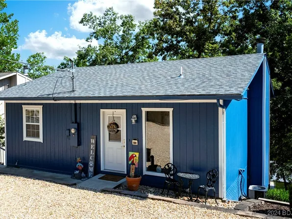 800 Indian Hill Rd, Sunrise Beach, MO 65079
