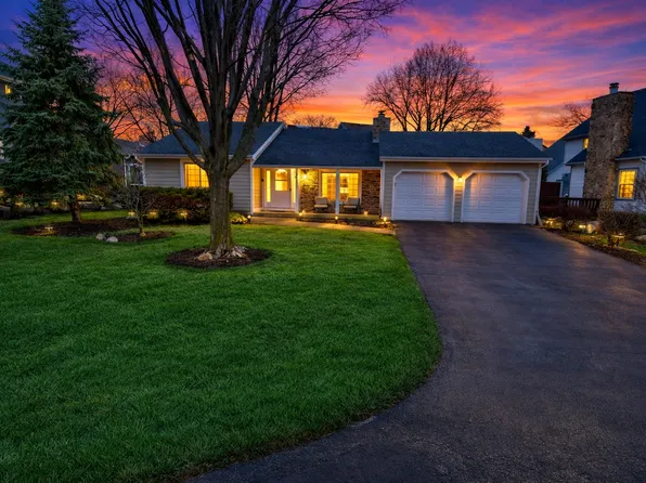 649 Wilbur Ct, Gurnee, IL 60031