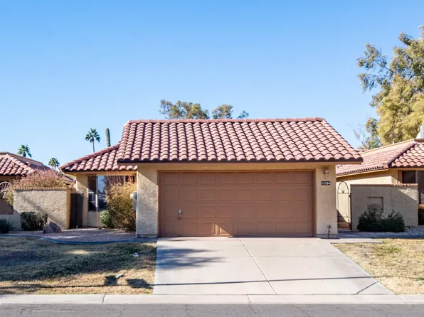 12234 S SHOSHONI Drive, Phoenix, AZ 85044