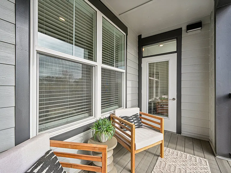 The Quarry Luxury Apartments — Photo 21