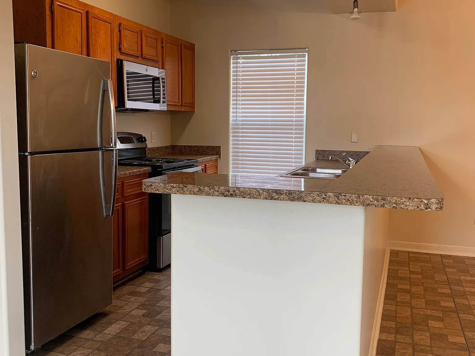 1513 Cage St Apt A — Photo 3