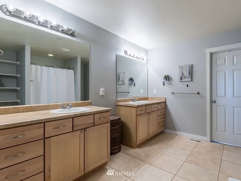 1456 Packwood Ave — Photo 9